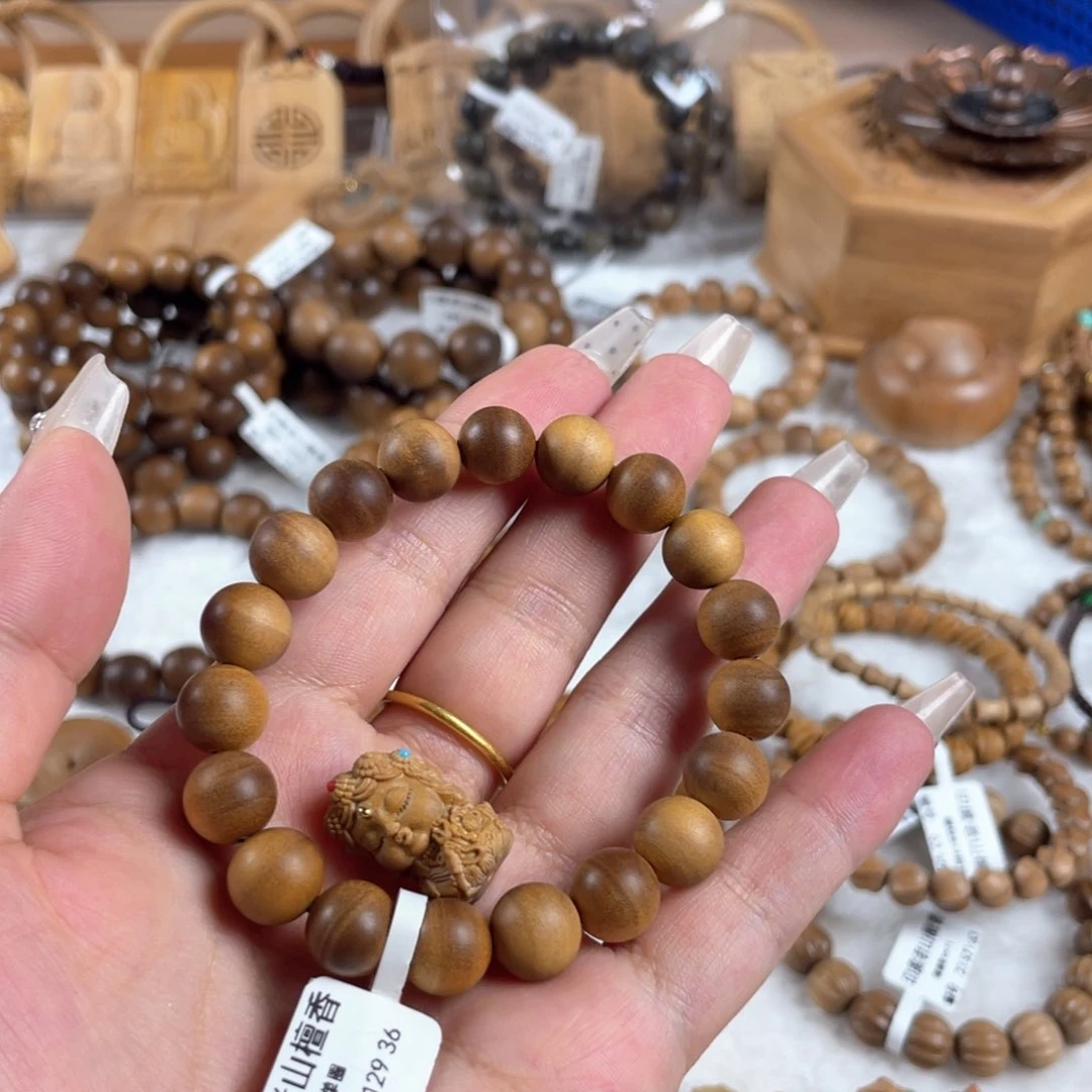 檀香木海**宝/老山檀香1.0横纹➕度母