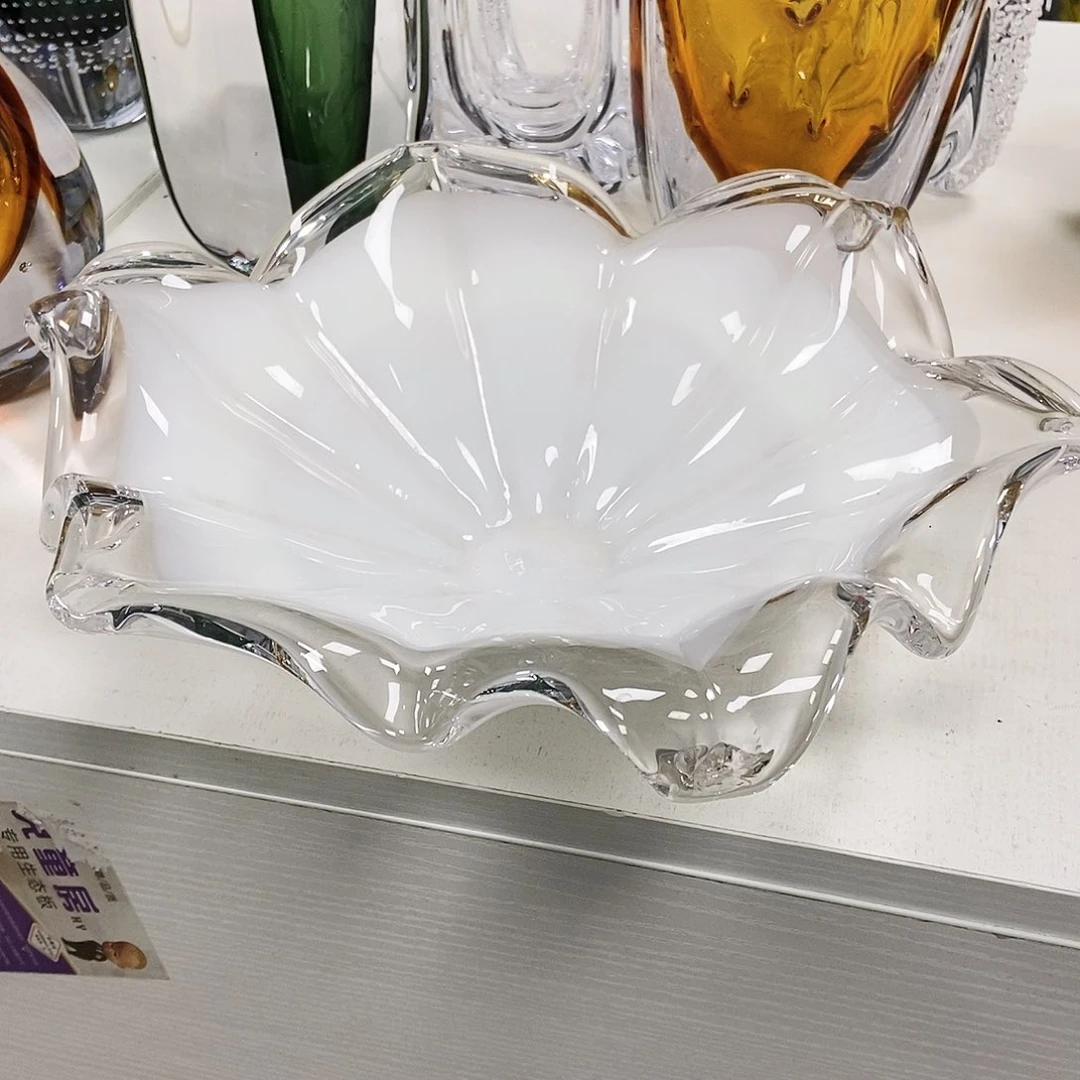 珍珠白琉璃果盘花瓶摆件