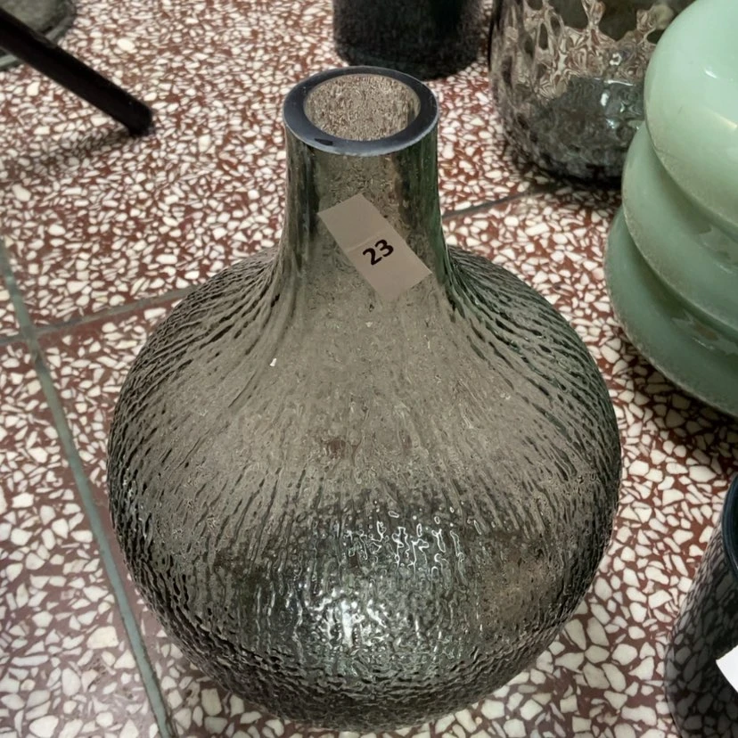 【闪购商品】灰色大肚玻璃花瓶