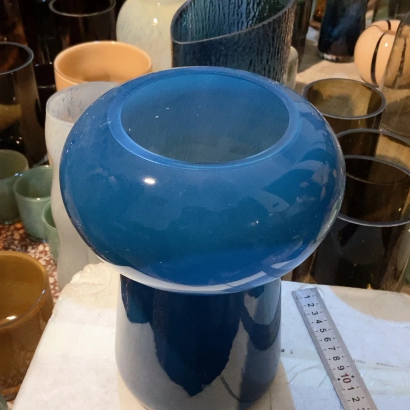 【闪购商品】蓝色玻璃花瓶玻璃器皿