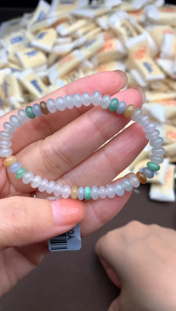 【闪购商品】翡翠挂件未镶嵌 一
