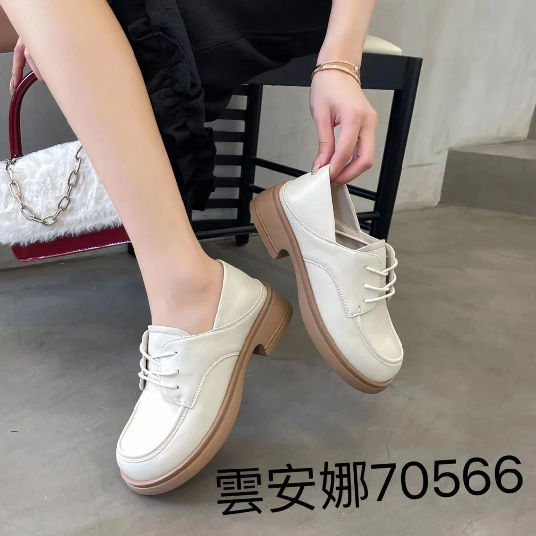 雲安娜秋季新品时尚百搭舒适软底休闲厚底圆头粗跟单鞋70566