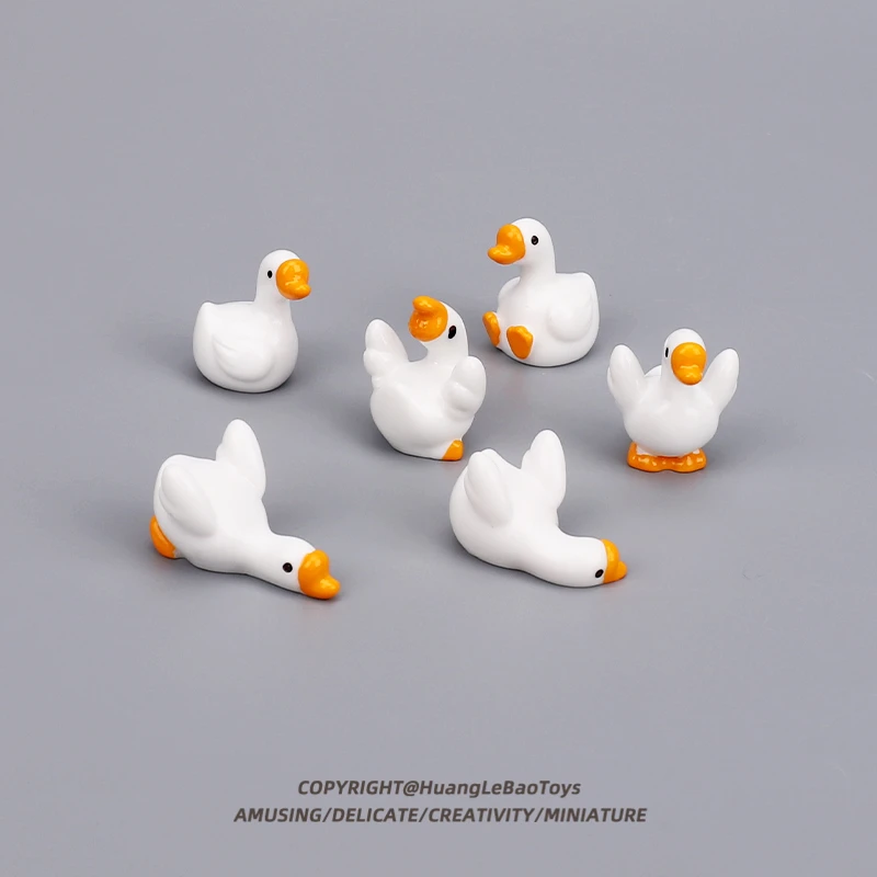 迷你可爱大白鹅微缩仿真鸭子卡通动物公仔摆件办公室桌面治愈玩具