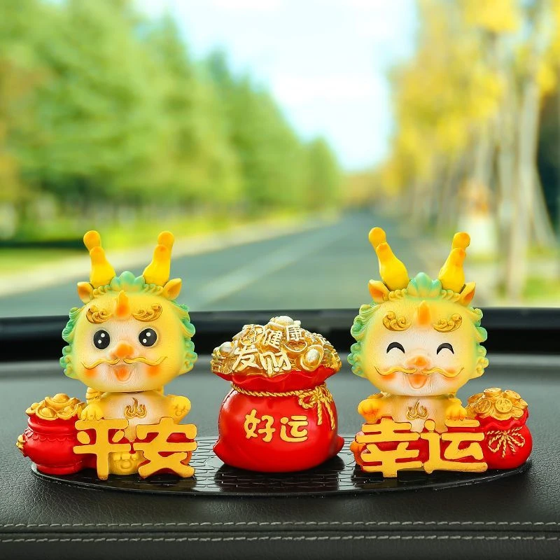 2024网红摇头龙新款创意车内饰品摆件汽车装饰用品车载中控台摆件