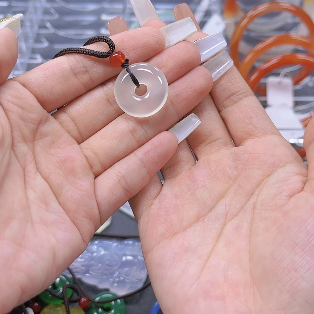 【闪购商品】玛瑙/玉髓手镯合金A***.