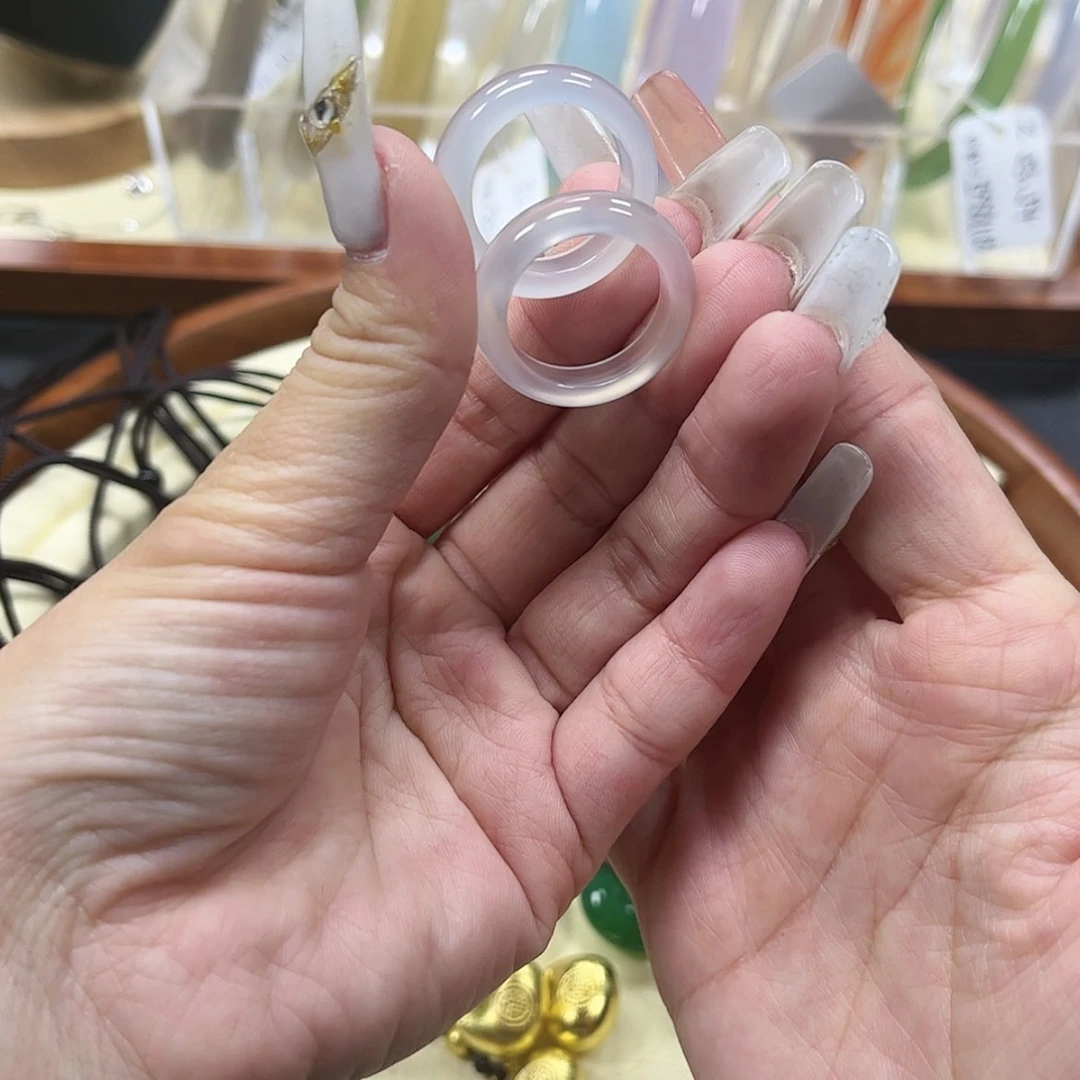 【闪购商品】玛瑙/玉髓手镯合金好*