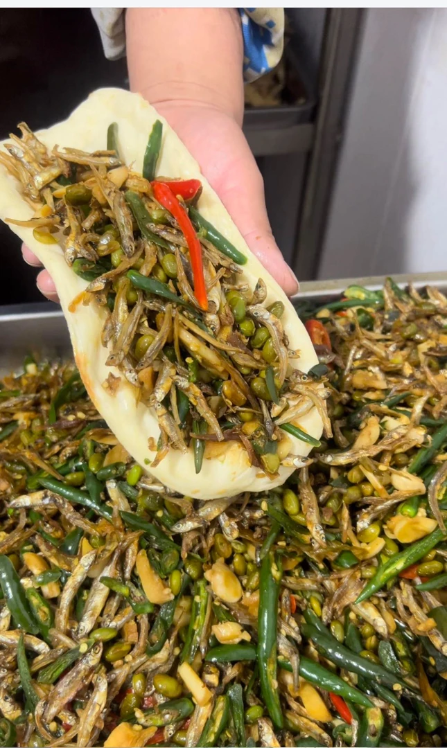 徐州邳州下饭菜辣椒毛豆小鱼