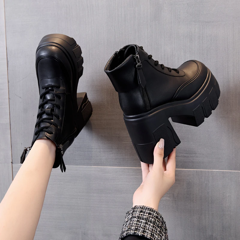 【小辣椒公主12CM增高跟】马丁靴女小个子秋冬加绒真皮粗跟短靴百搭