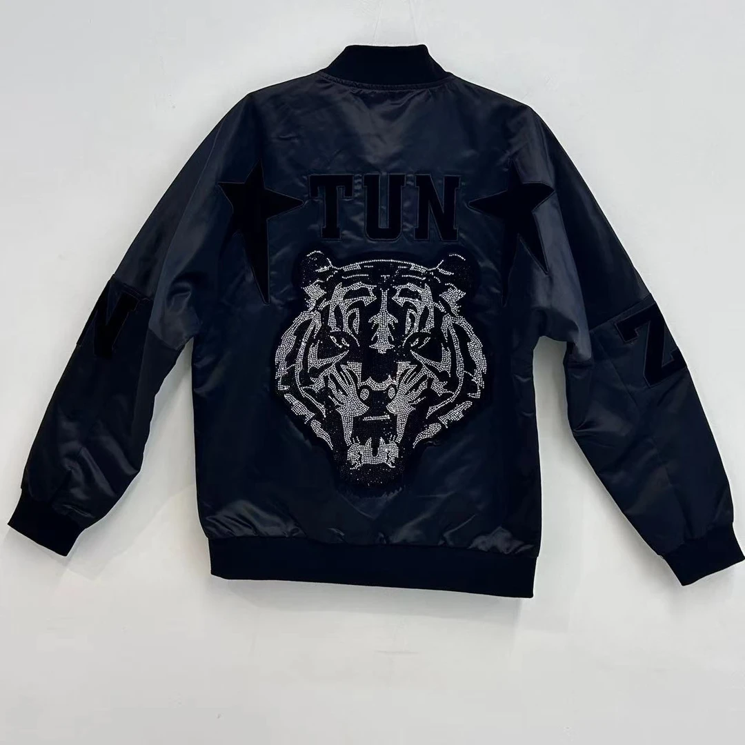 新款春秋长袖黑色立体时尚轻奢老虎重工满钻男士夹克11667