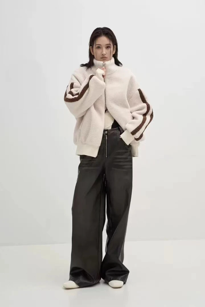 深圳MMOUHUO新款高品质颗粒绒立领棒球服外套