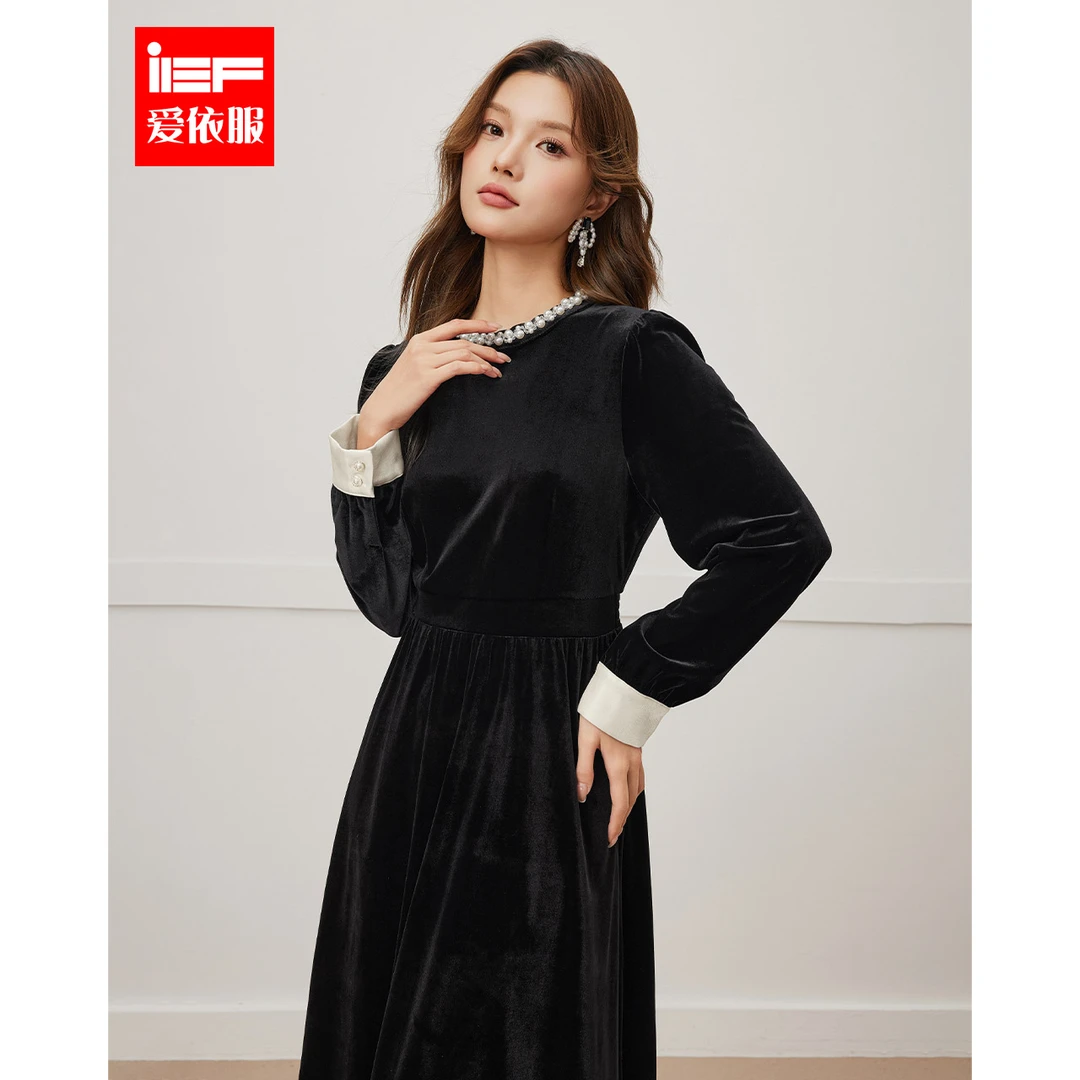 IEF/爱依服连衣裙2025秋冬新款法式名媛高级感气质天鹅绒连衣长裙