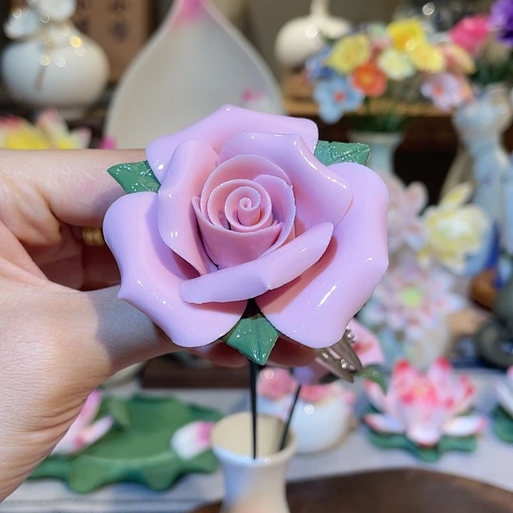 手工陶瓷精致摆件