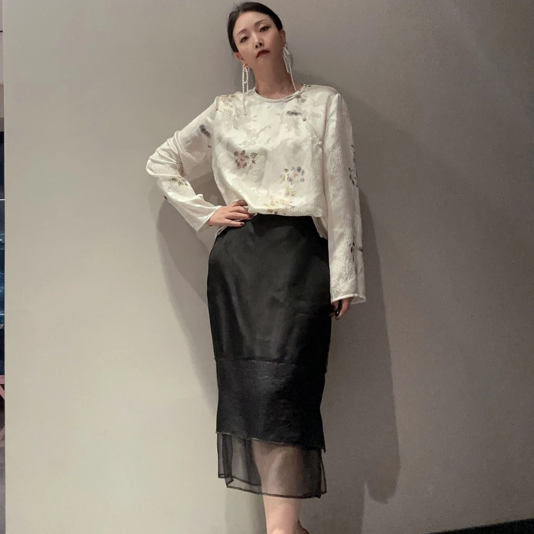【玉笛】飞声黑色网纱拼接桑蚕丝半裙MS9266