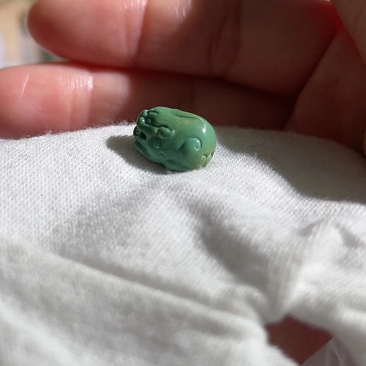 绿松石配饰未镶嵌