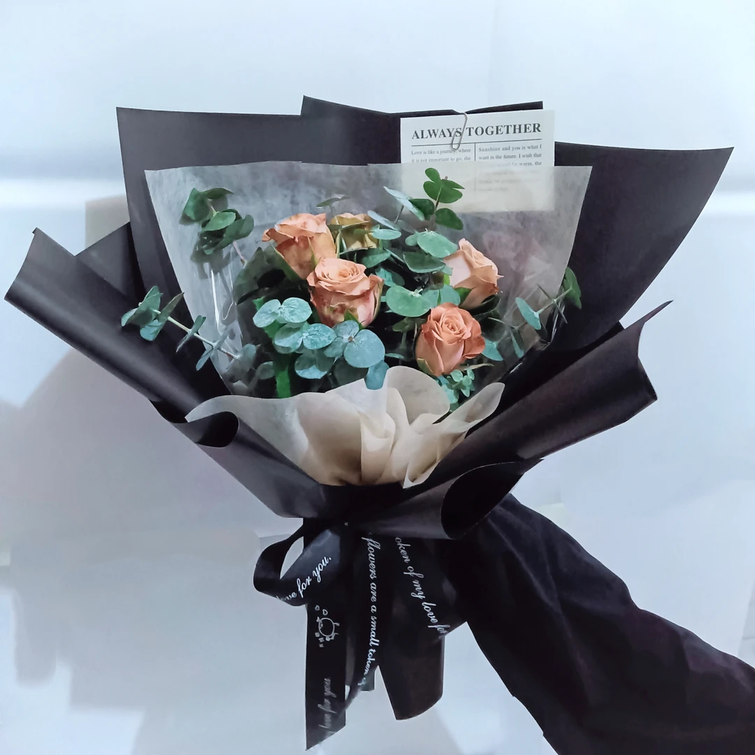 青山隐｜卡布玫瑰真花成品鲜花花束送朋友生日见面礼物毕业拍照念