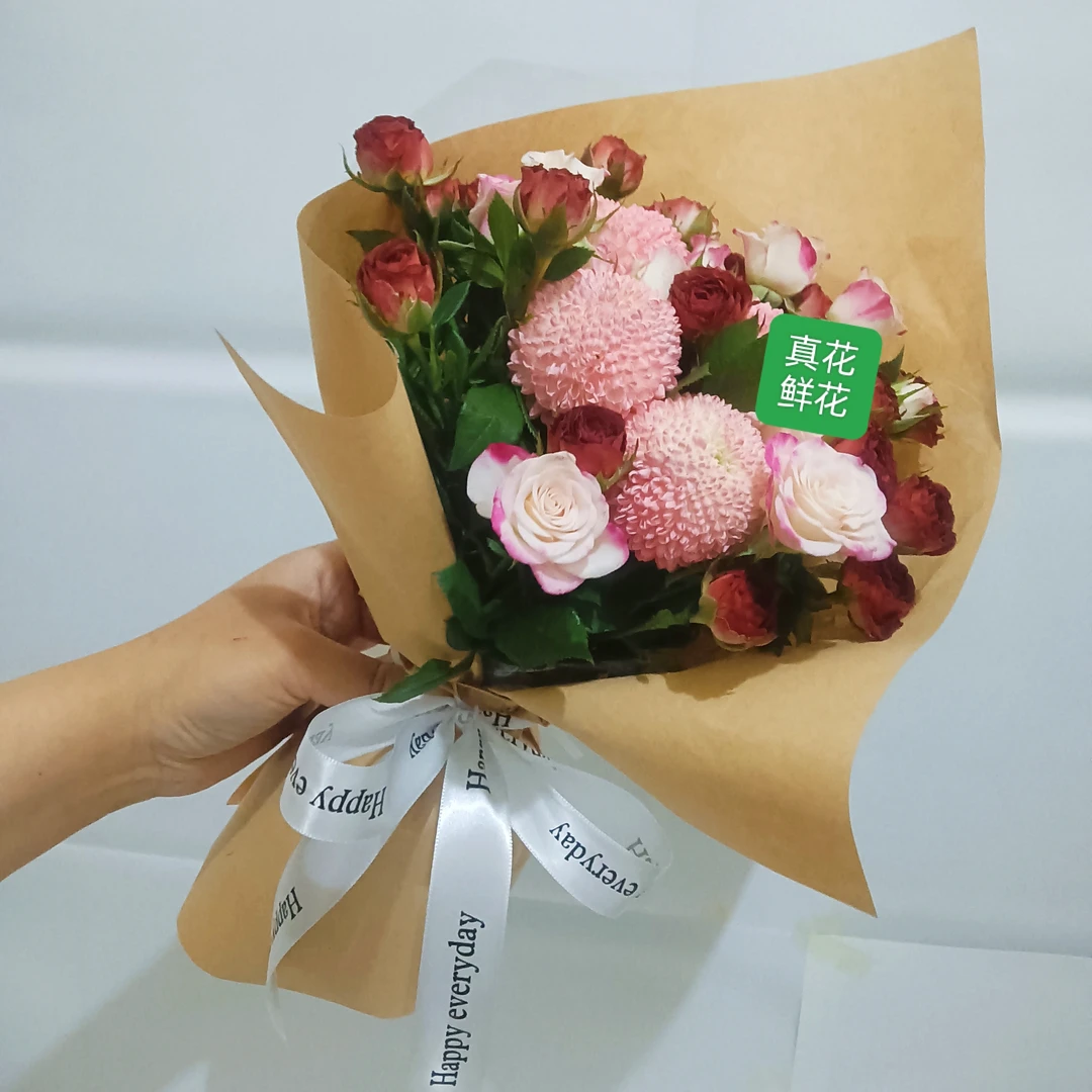 易烊千玺同款鲜花花束送男女朋友表白恋爱浪漫生日礼物七夕节礼品