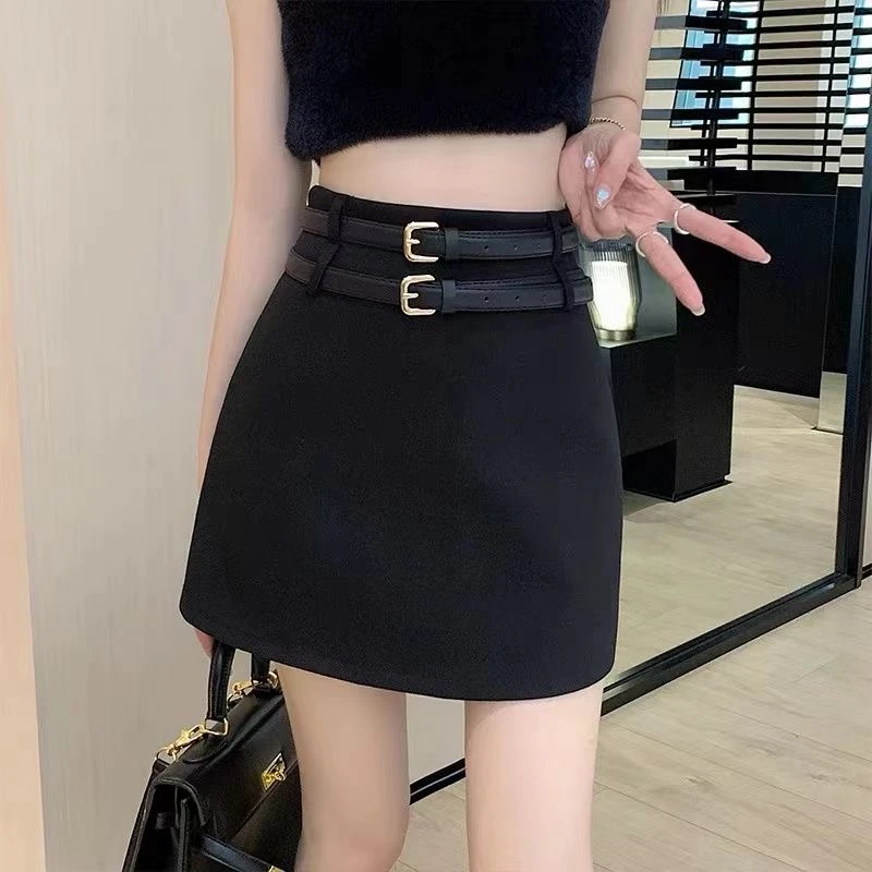 双腰带黑色短裙女2024夏季新款设计感小众高腰显瘦包臀a字半身裙