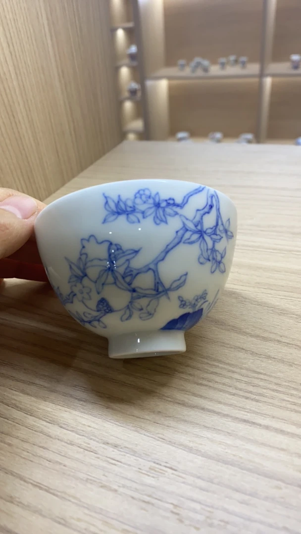 全手工手绘青花鸡心杯