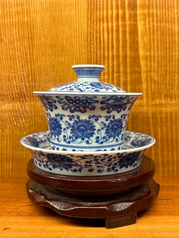 景德镇陶瓷茶具小盖碗手工拉坯立坯原矿釉八宝纹马蹄三才盖碗