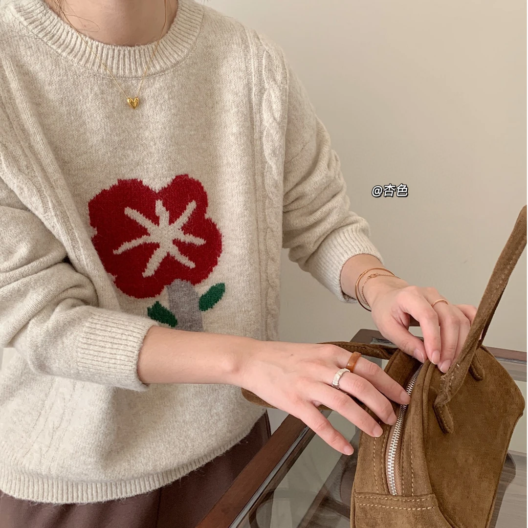 韩系小花朵图案套头毛衣女秋冬宽松减龄保暖软糯针织衫加厚上衣冬