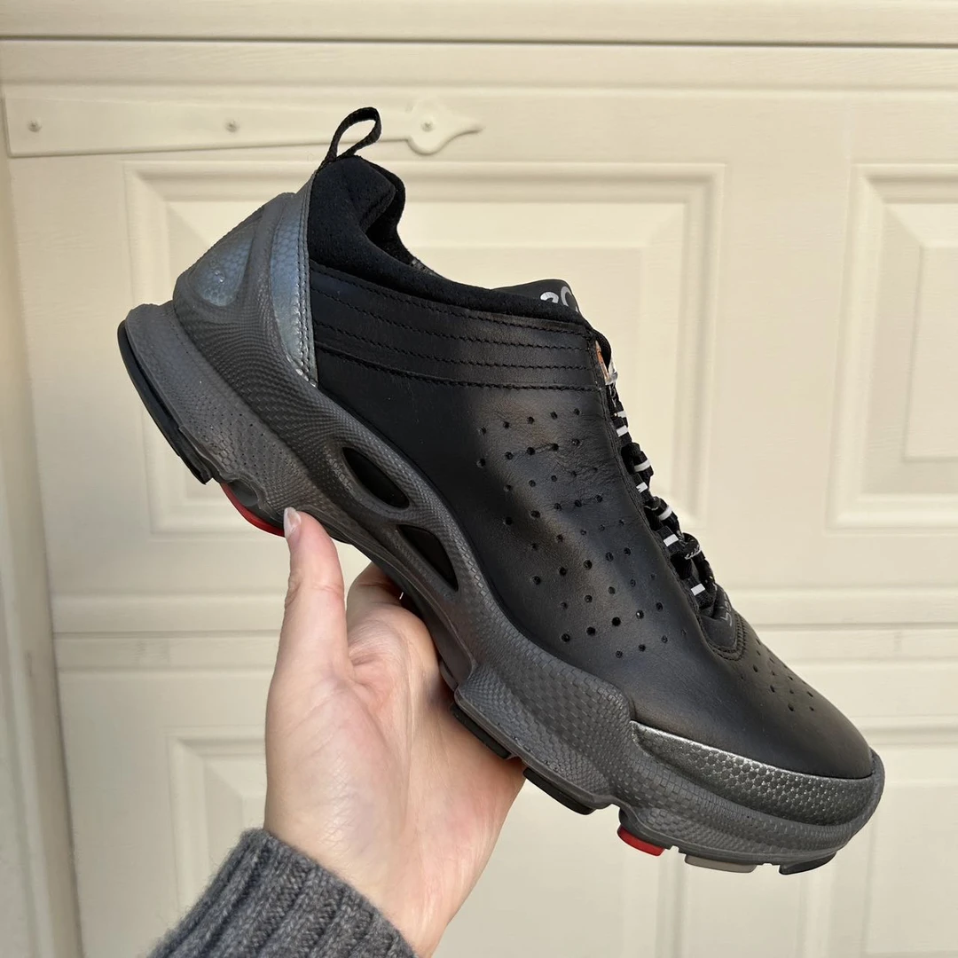 国内现货~ECCO/爱步 健步C大经典 透气缓震运动鞋 091504 /091503