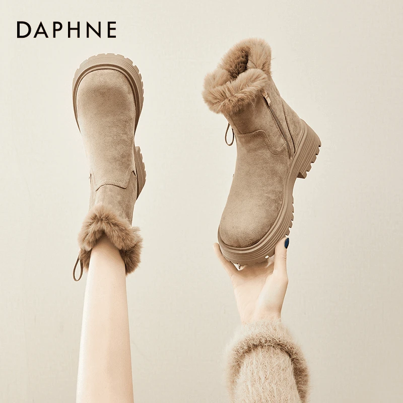 达芙妮品牌女鞋防雪地靴冬季女款2024年冬季新款加绒大棉鞋女短靴