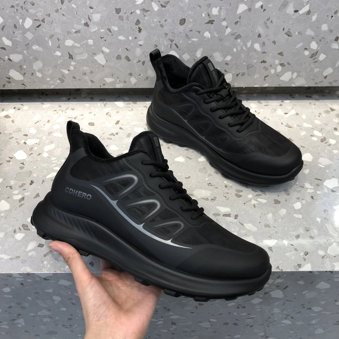 韩版男士休闲鞋百搭时尚超轻透气潮流百搭简约男士潮鞋加绒防滑