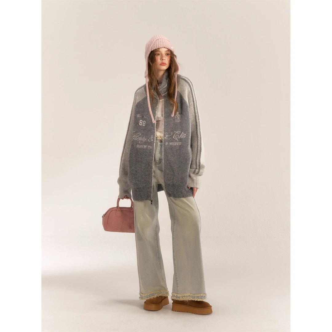 【反季清清福利】Asgony灰色插肩袖字母刺绣毛衣开衫