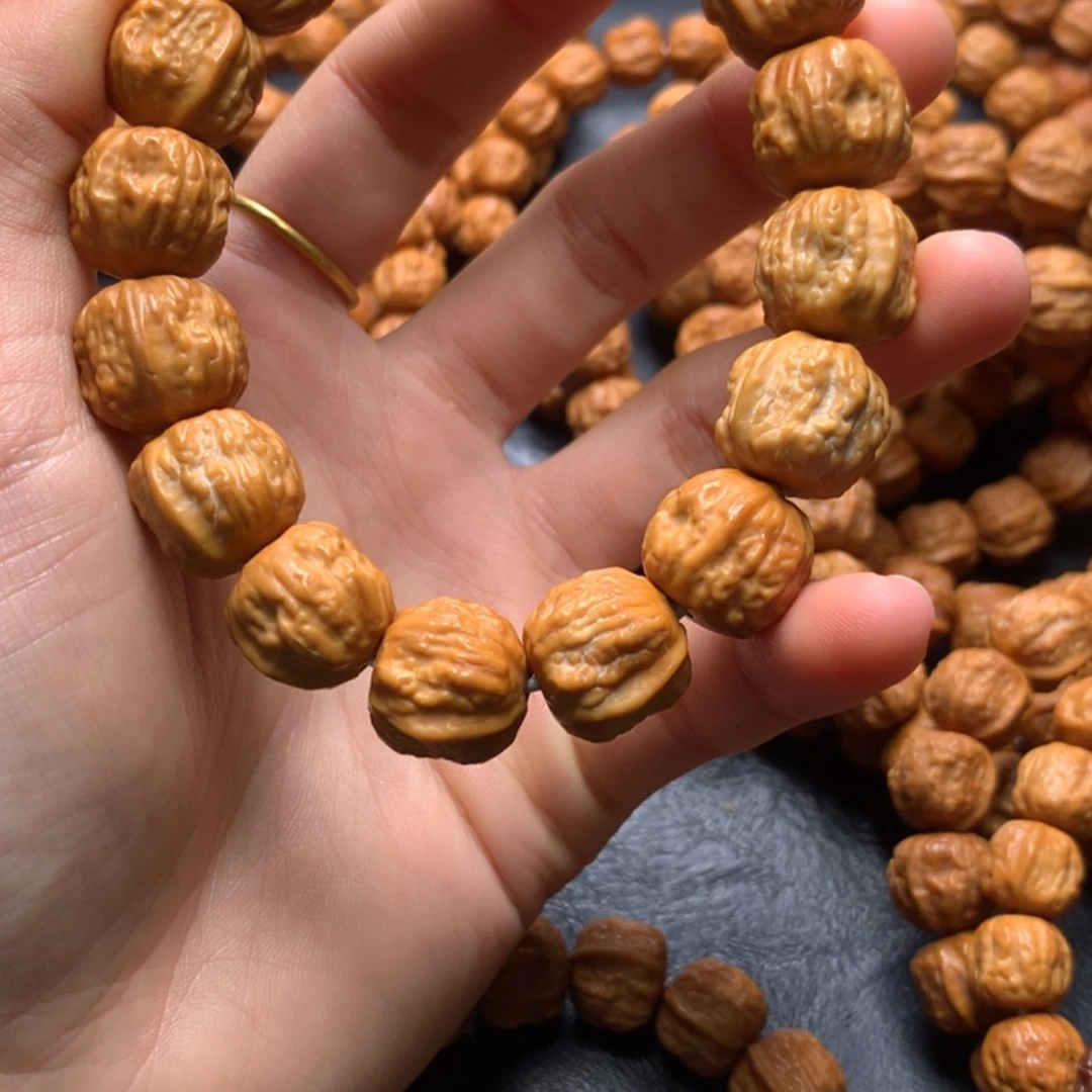 【闪购商品】猴头核桃吊坠15➕