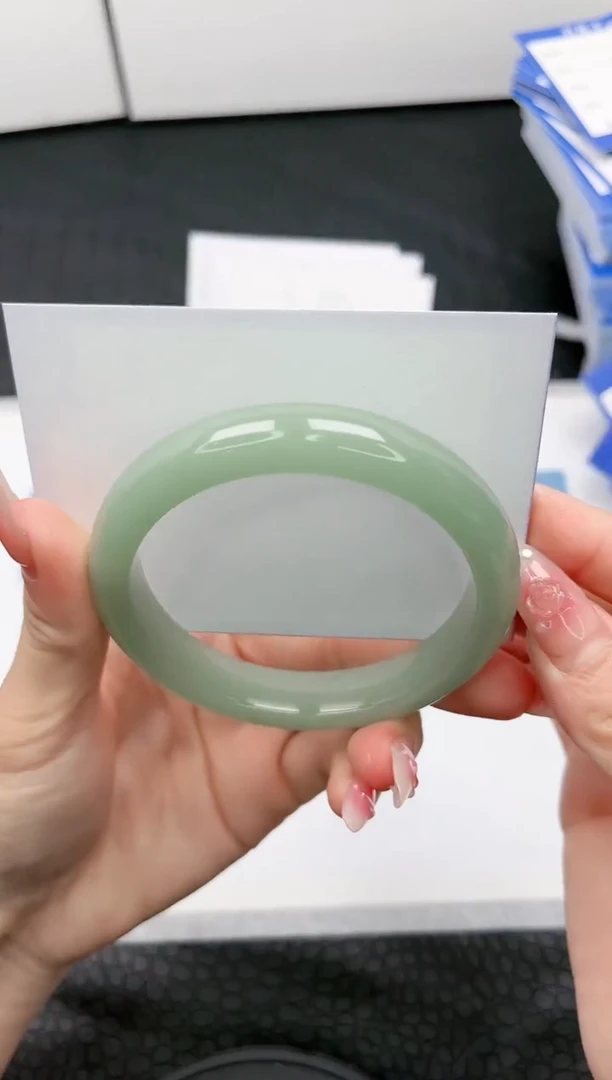 【闪购商品】石英质玉手镯未镶嵌L215-58.8