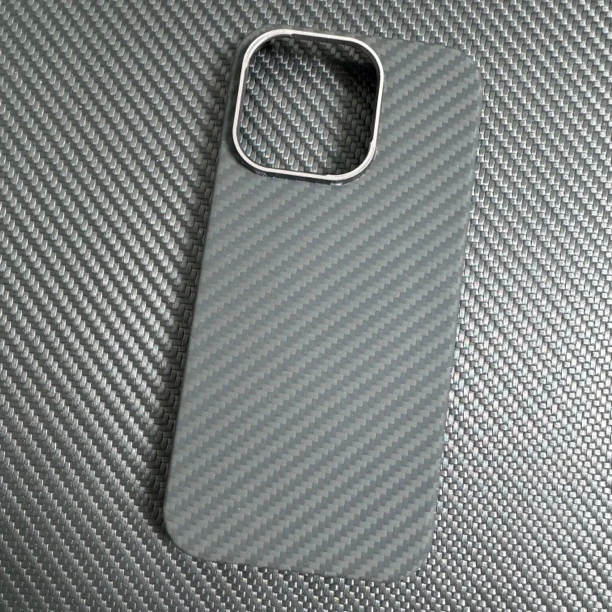 适用于苹果14/15/16/ProProMax轻薄凯夫拉芳纶纤维手机壳全新微瑕