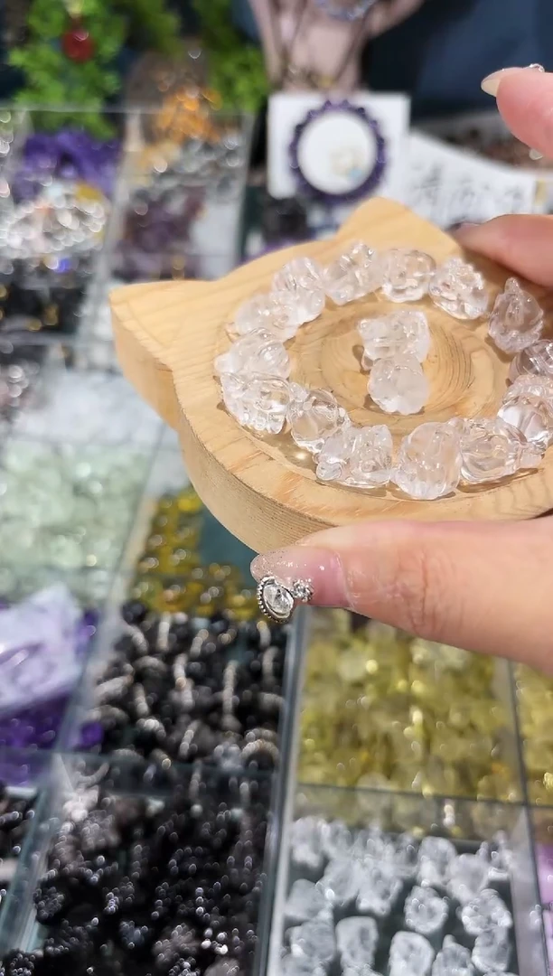 【闪购商品】水晶手串未镶嵌白水晶凤九一个