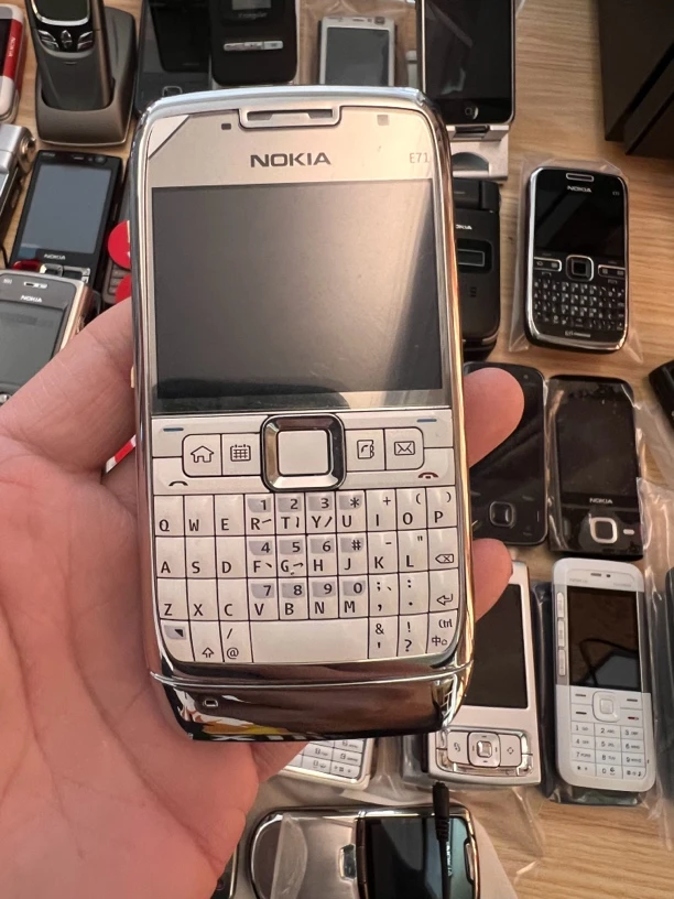 99新 Nokia/诺基亚 诺基亚e71