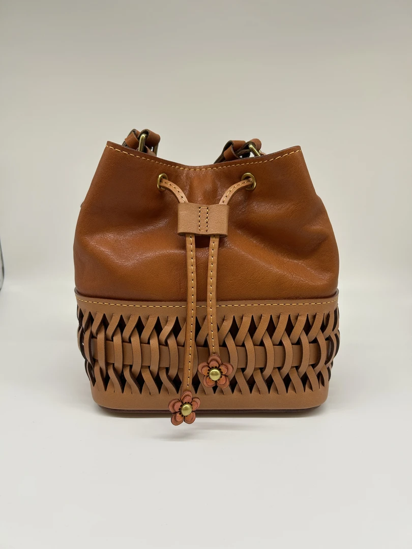 HERBAL HEAVEN/食草堂新品包包时尚棕色腋下休闲水桶包斜挎包景黎