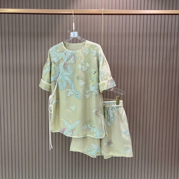 龙凤呈祥套装时尚中国风绣花夏季桑蚕丝上衣套装