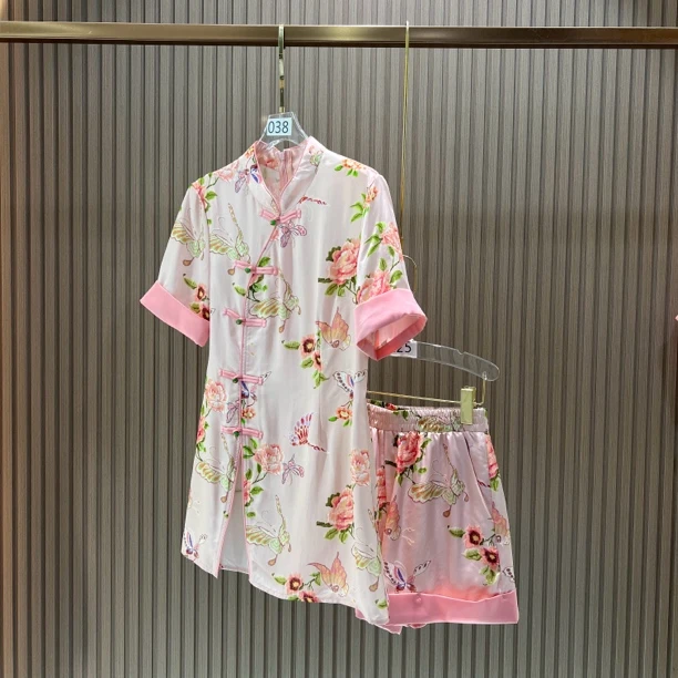 花飞蝶舞 中国风夏季时尚短袖短裤花套装