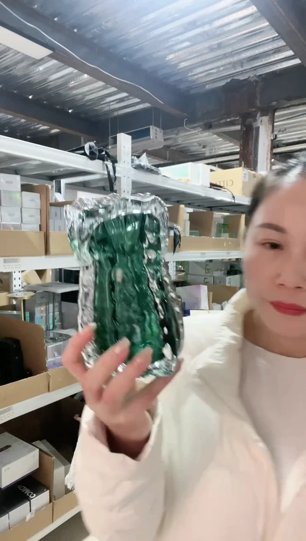 【闪购商品】白菜绿色琉璃花瓶单个