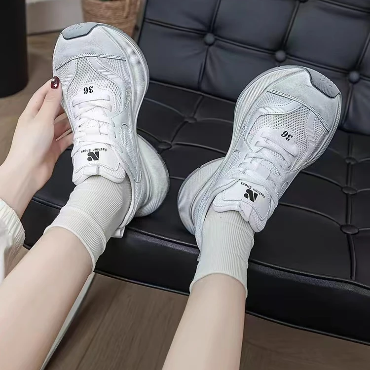 时尚休闲鞋女特价白色百搭透气复古潮流厚底ins网面夏季潮鞋低帮