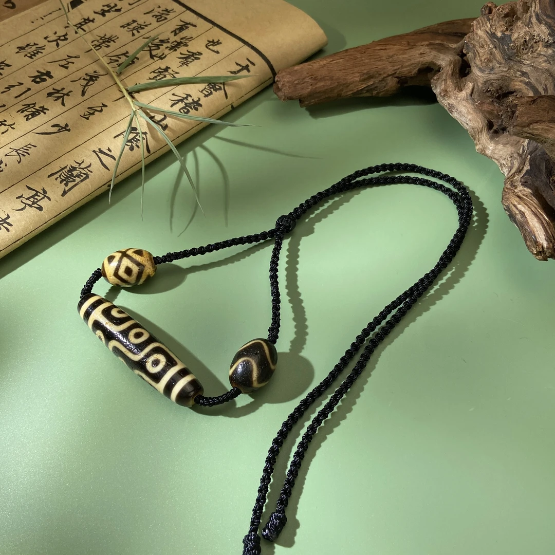 小师妹|折线九Y达洛多宝横款吊坠