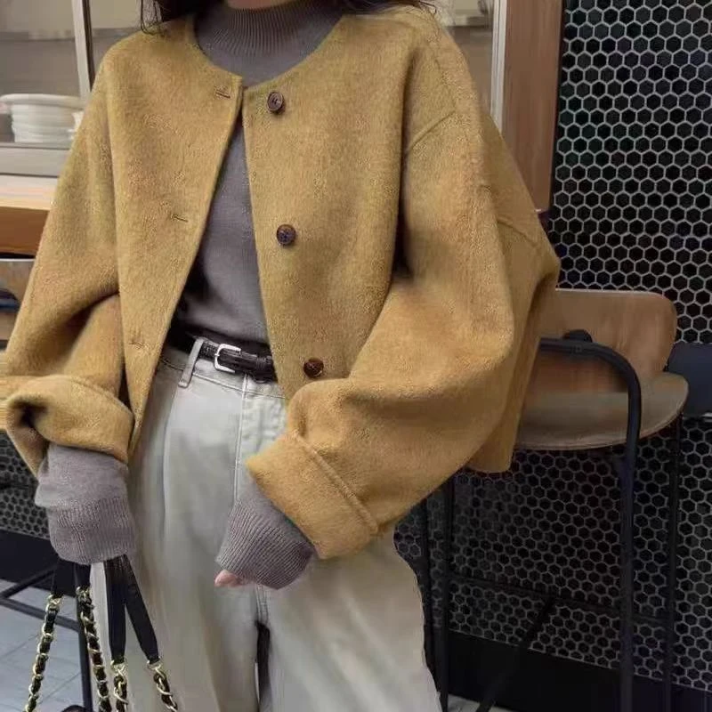 【萌姐严选】 秋冬新款2024立领设计感气质短款双面呢大衣8305