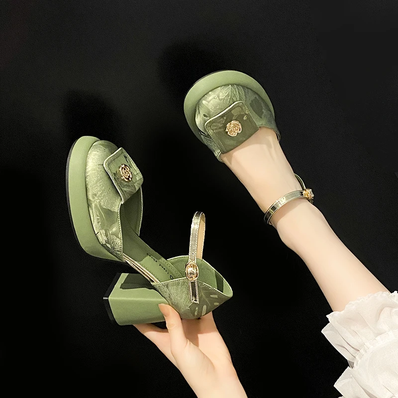 新中式玛丽珍高跟鞋女气质复古单鞋2024新款夏季时尚粗跟包头凉鞋