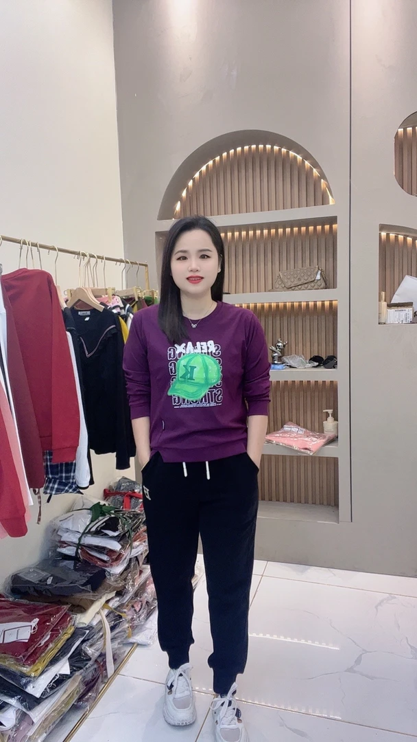 新款时尚修身显瘦百搭长袖休闲印花卫衣001