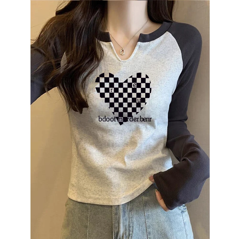 大码胖mm设计感小众修身显瘦长袖T恤女士秋冬纯欲风V领打底衫内搭