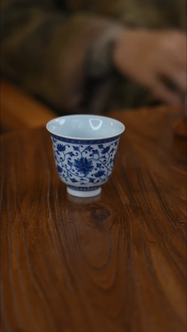 【闪购商品】陶瓷|A107青花缠枝仿古花神杯