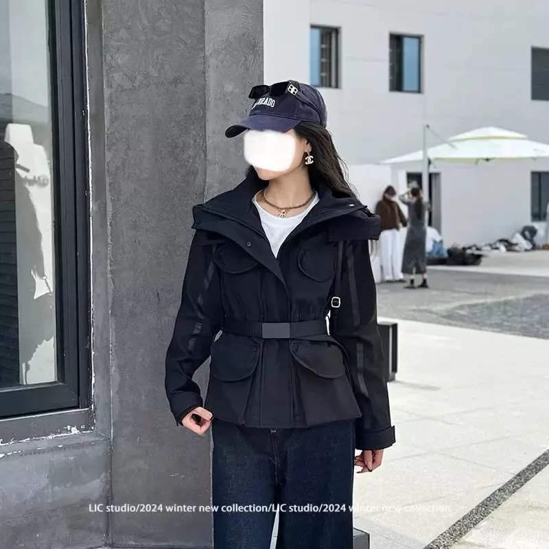 冬季高级感黑色连帽工装防风防水系收腰显瘦加绒冲锋衣外套LZX988