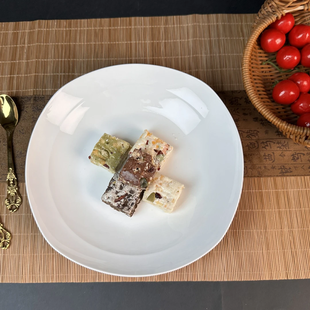 【铭策优品】纯白方8.5英寸骨瓷窝边盘家用创意陶瓷10只装隔热菜盘