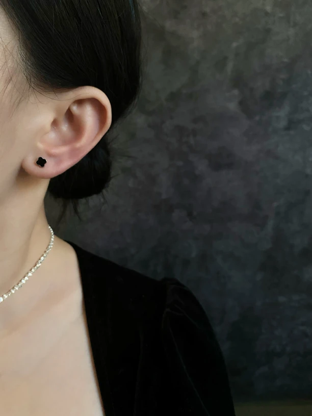 925银亚克力耳饰 新时代S925四叶草耳钉