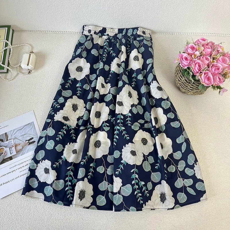 法式蓝底白花碎花半身裙女夏2026新款高腰显瘦韩版A字印花伞裙子