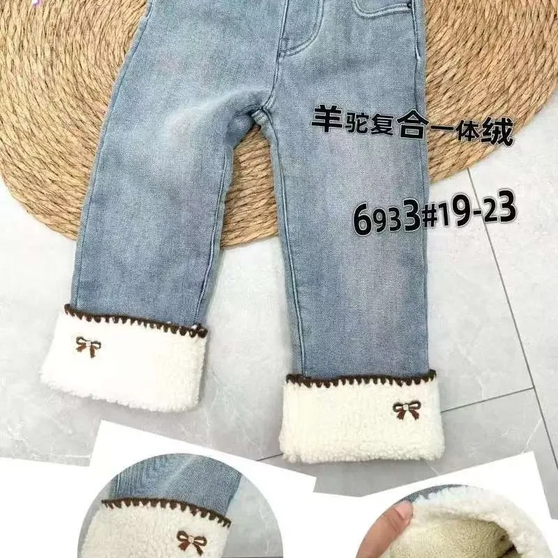 中童牛仔裤羊羔绒材质保暖舒适童趣蝴蝶结秋大童牛仔裤儿童裤子
