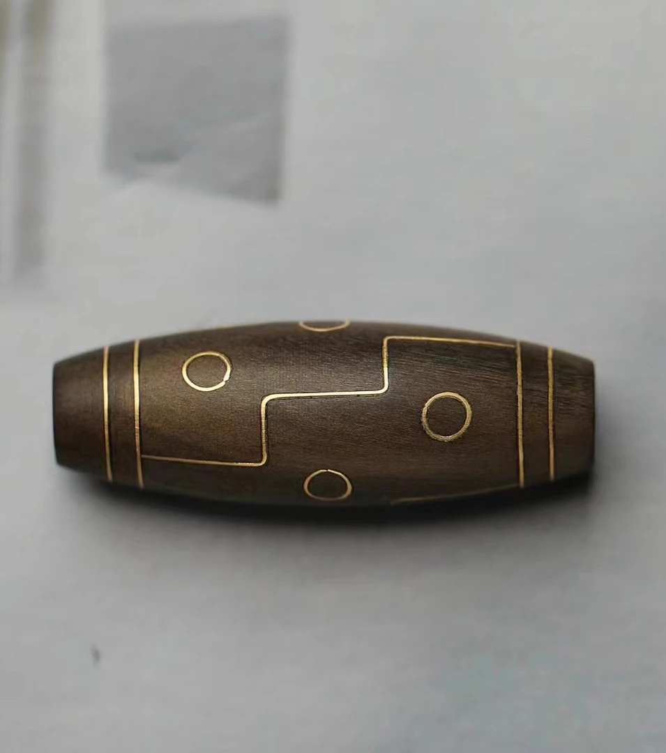 印度迈索尔老山檀香阴沉错金吊坠